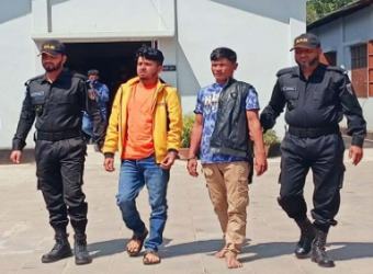 টেকনাফে অস্ত্র-গুলিসহ ২ রোহিঙ্গা ডাকাত আটক